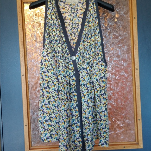 Elizabeth and James Silk Floral Print Tank Small - Picture 1 of 6